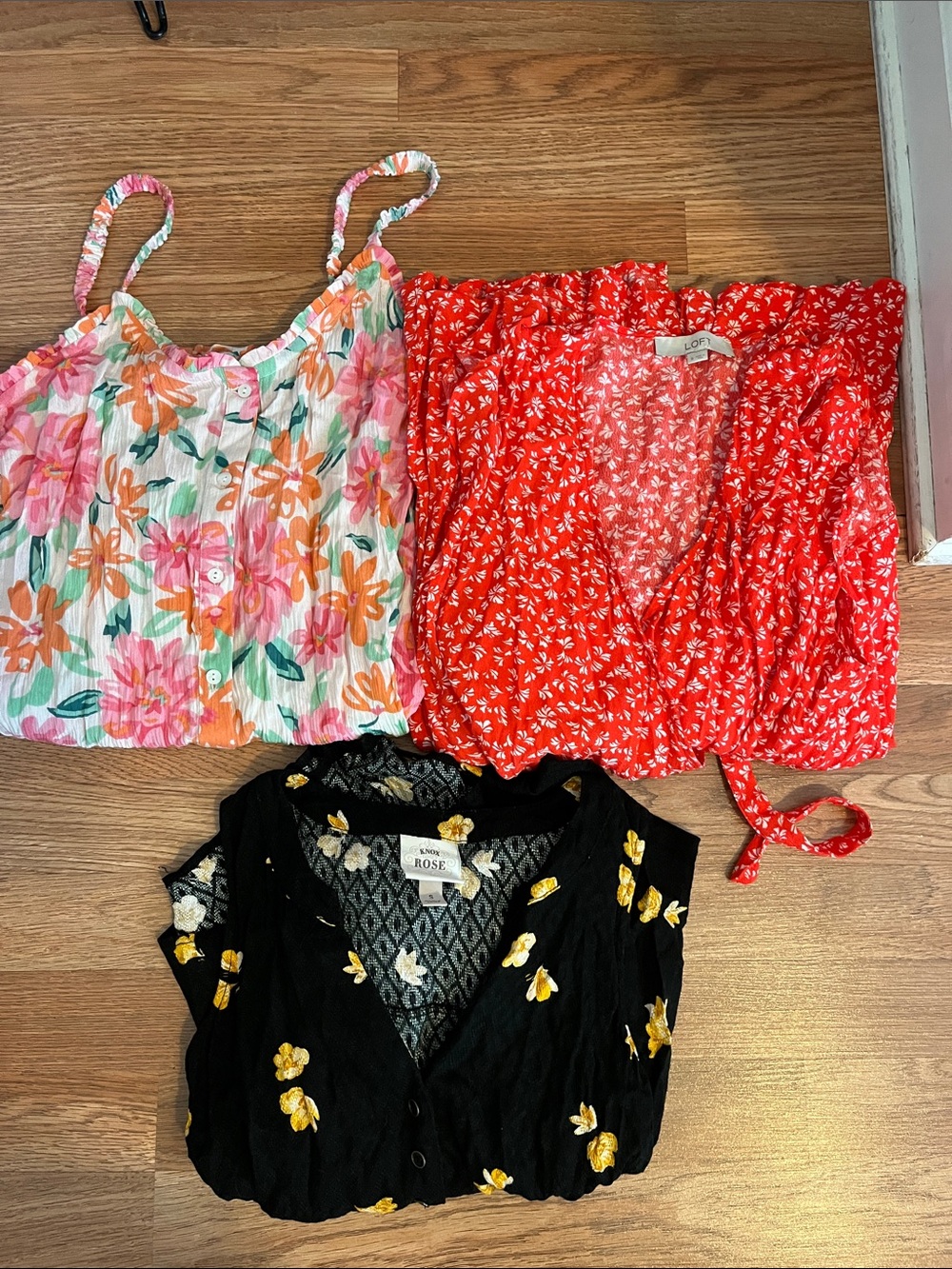 LOFT Red Floral Tie-Front Blouse - Women's Short Sleeve